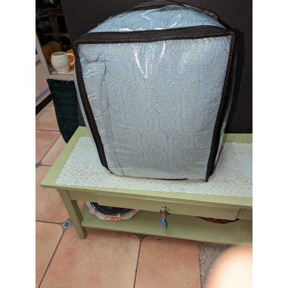 Style 212 Daisy Textured 5-Piece King Comforter Set Blue New bed in bag - Picture 10 of 11